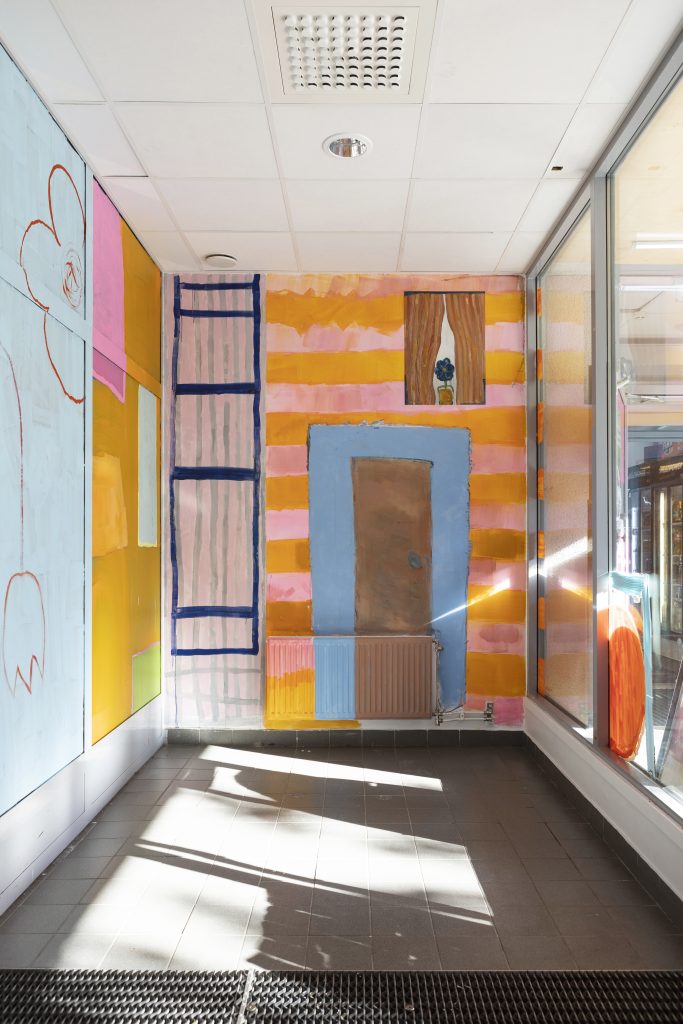 Image of art installation, galleri höjden, Stockholm 2024. Site- specific painting. 